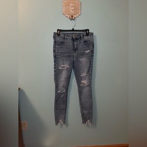 American Eagle Ripped Jegging Jeans